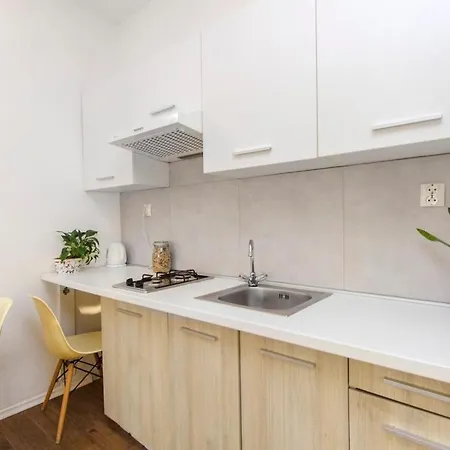 With Parking Space Brodarica, Sibenik - 21490 بروداريكا