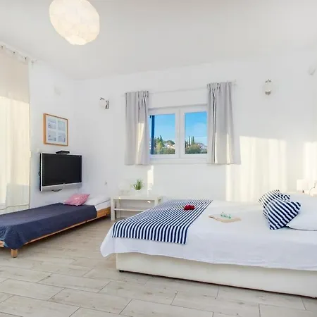 With Parking Space Brodarica, Sibenik - 21490 Апартаменты