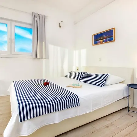 With A Parking Space Brodarica, Sibenik - 21490 Apartman