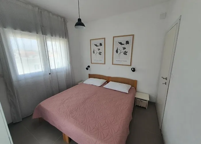 Apartman With Parking Space Brodarica, Sibenik - 21490 Brodarica (Sibenik-Knin)