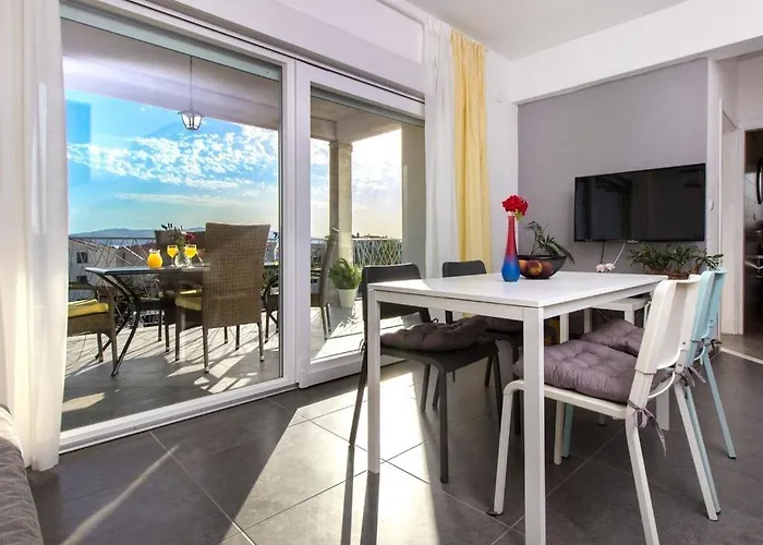 Apartman With Parking Space Brodarica, Sibenik - 21490 Brodarica (Sibenik-Knin)