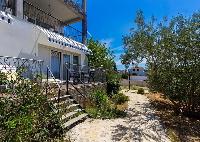 With Parking Space Brodarica, Sibenik - 21490 Apartman Brodarica (Sibenik-Knin)